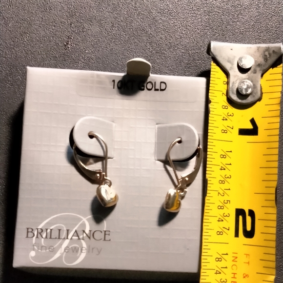 10k Solid Yellow Gold Heart Hoop Earrings - Picture 5 of 5